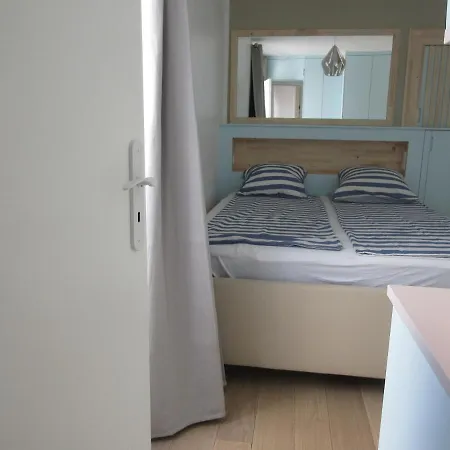 : Joli De 20 M² Apartment *